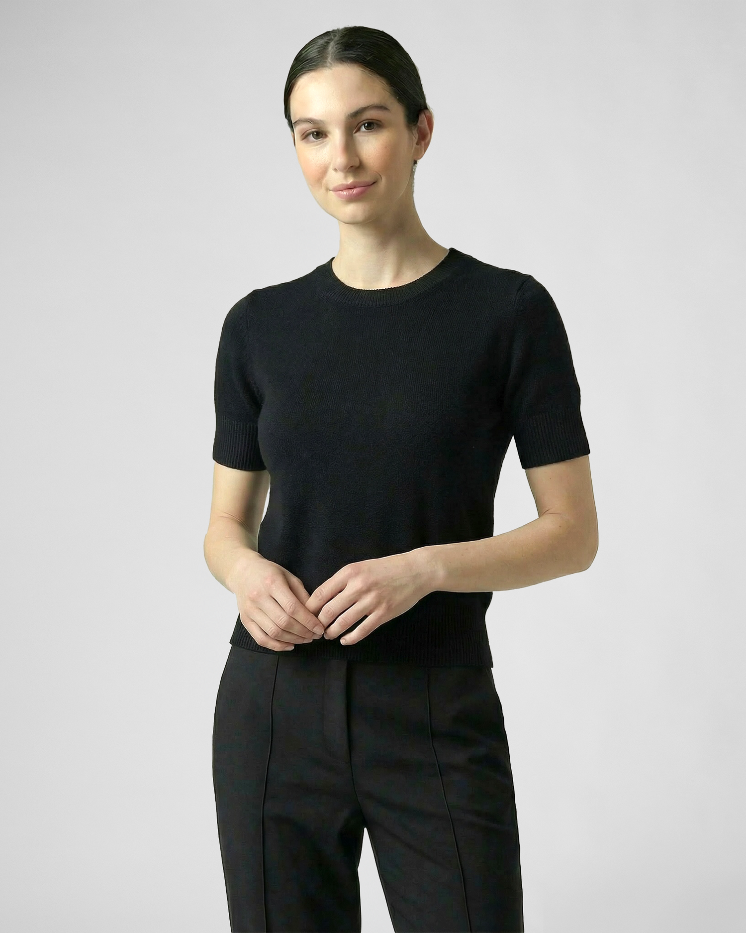 Cashmere Short Sleeved Jumper - Black