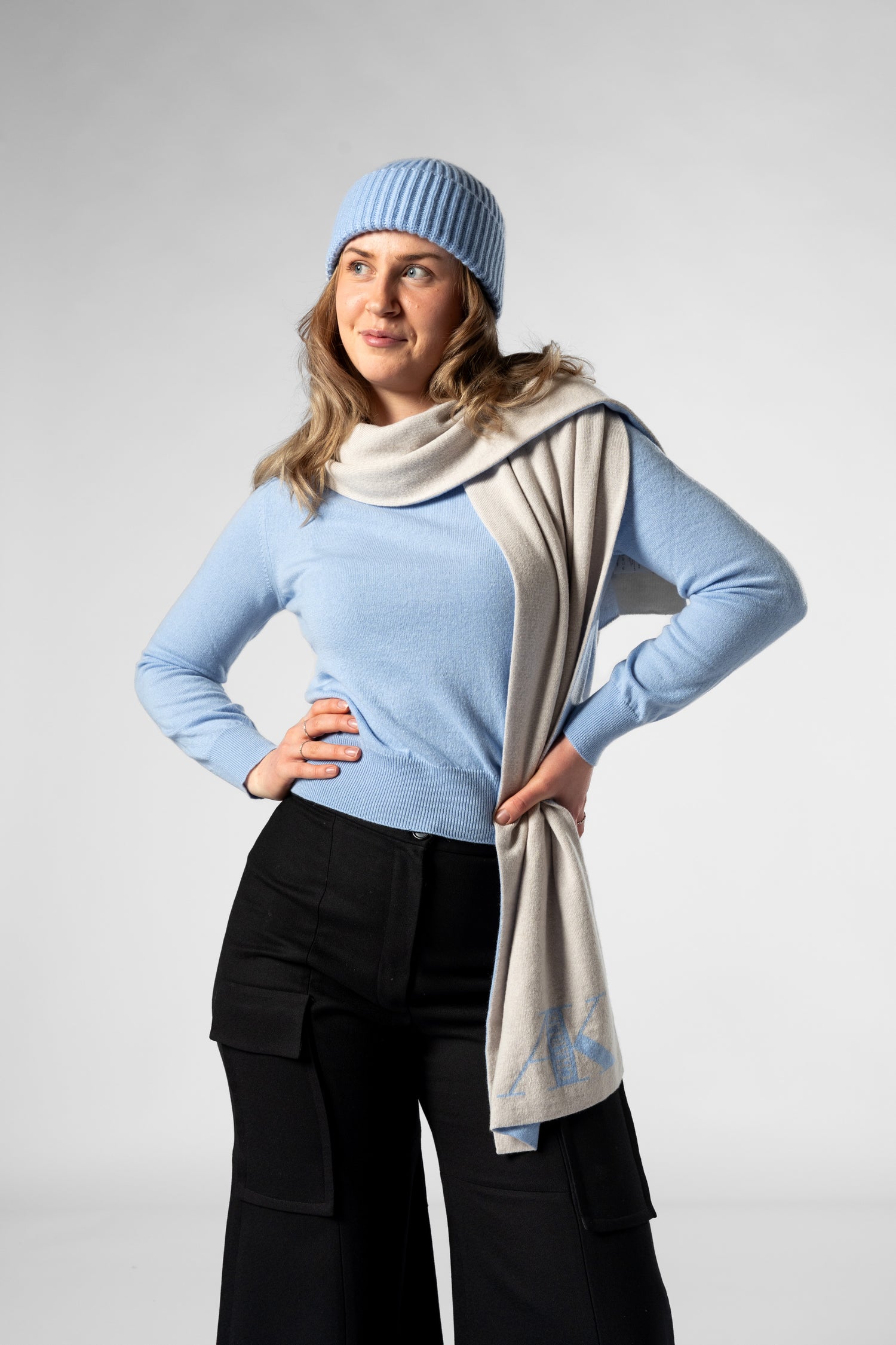 Cashmere Beanie - Light Blue