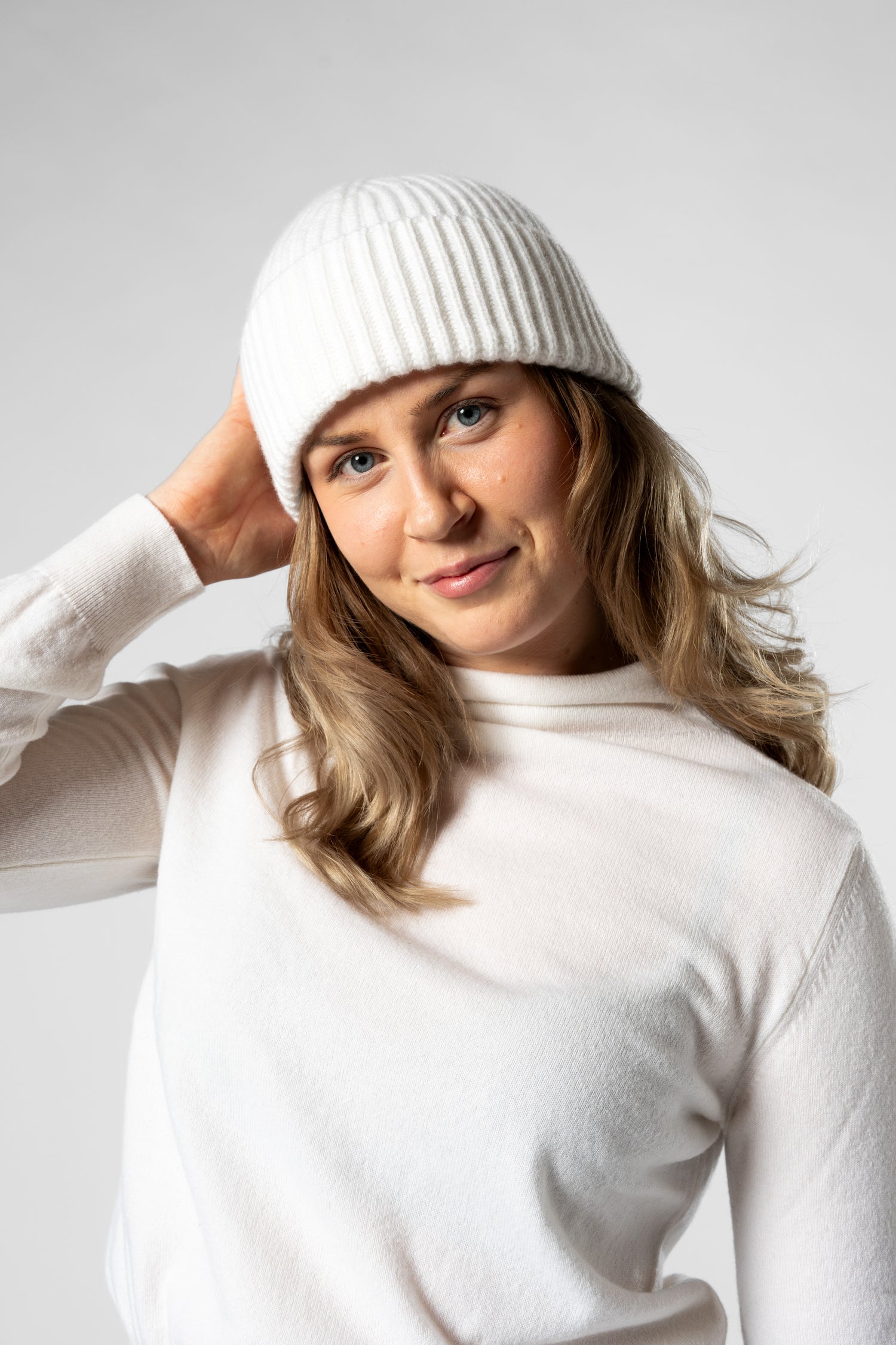 Cashmere Beanie - White
